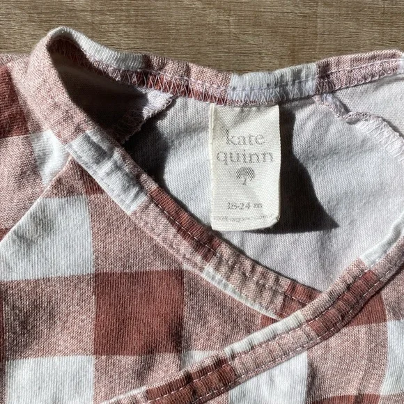 18-24mo Kate Quinn checkered onesie - Picture 2 of 3